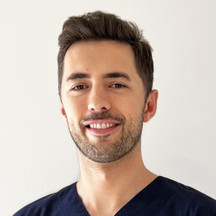 dr Rafał Woś