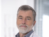 Prof. nadzw. UJK dr hab. n. med. Maciej Kielar