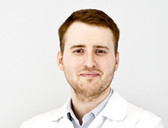 Lek. Paweł Piotrów