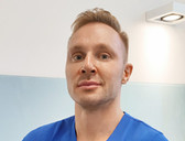 dr n. med. Dominik Ludew