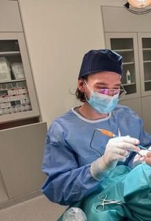 Chirurg przy operacji