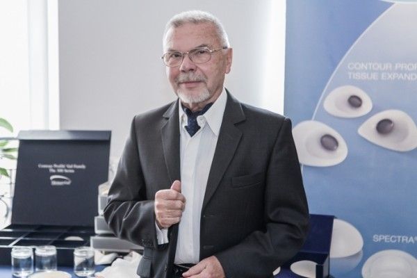 Dr Andrzej Sankowski