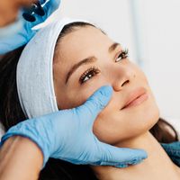 Lipofilling – naturalna alternatywa dla wypełniaczy skórnych?