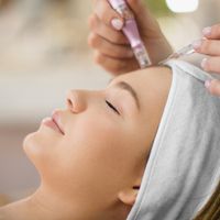 Mezoterapia igłowa vs. mezoterapia bezigłowa: co jest lepsze?