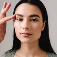 Lifting brwi Lifting brwi