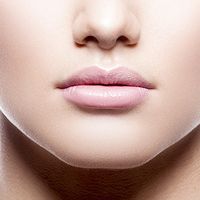 Lip lift czyli chirurgiczne modelowanie ust