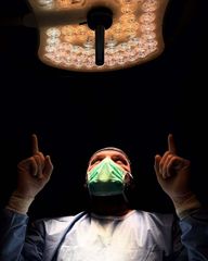 dr Dawid Serafin Serafin Clinic