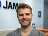 Dr Damian Żołądziejewski