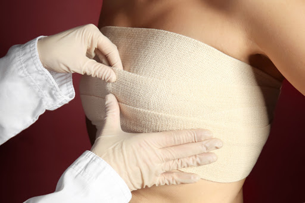 Operacja plastyczna piersi