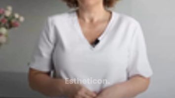 Jak pozbyć się rozstępów? Dr Ewa Rybicka